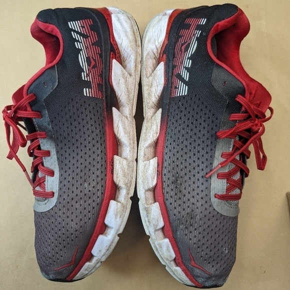 Hoka One One Elevon men's sz 13 running cross training ,  Grey/blk /red. Some fa - Picture 6 of 9